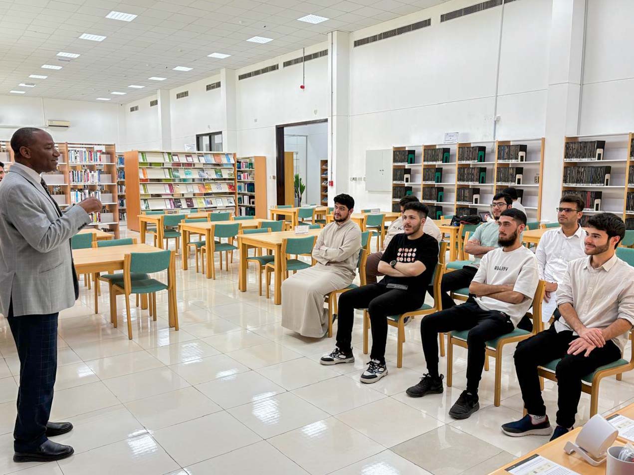 Awarding best library users - Al Ain University(AAU) - One of the Best ...